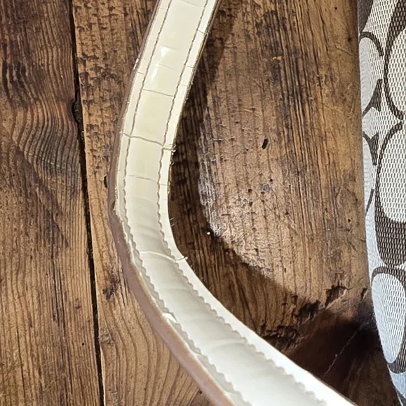 Coach Brown and Cream Signature Tote Bag - Picture 9 of 10